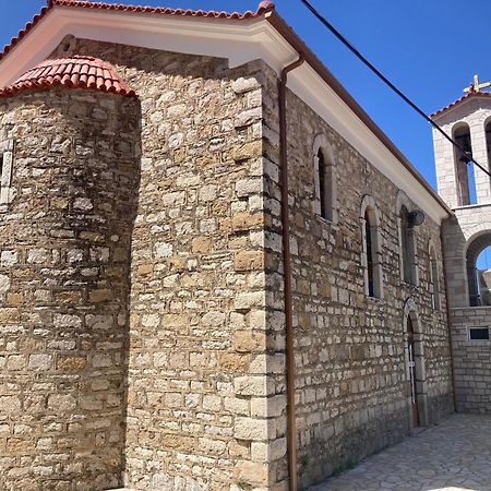 Au Son Des Cloches Villa Zacharo Exterior photo