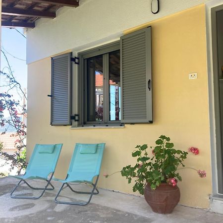 Au Son Des Cloches Villa Zacharo Exterior photo