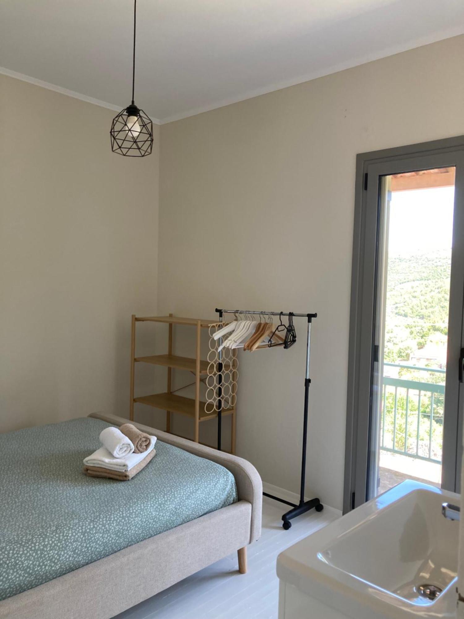 Au Son Des Cloches Villa Zacharo Exterior photo